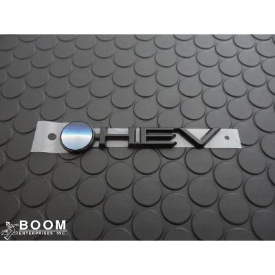 トヨタ hevエンブレム（自動車用 エンブレム）｜ドレスアップ用品