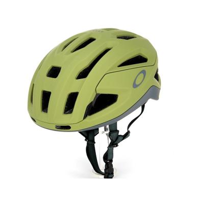 OAKLEY 自転車用ヘルメット｜サイクルウェア、ヘルメット｜自転車｜車