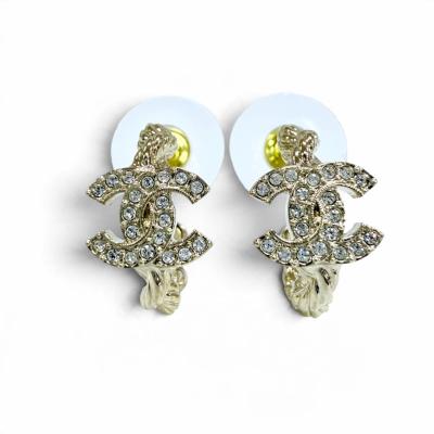 CHANEL ピアス（石素材：ラインストーン）｜レディースアクセサリー