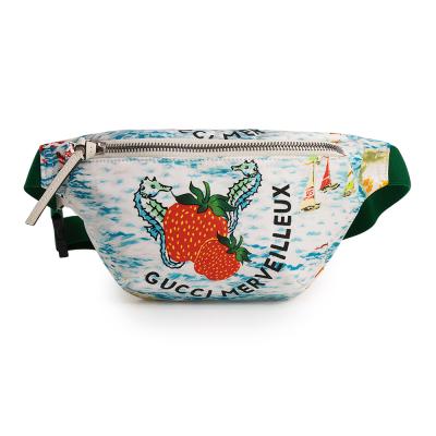 gucci グッチ レザー グッチプリント ウエストバッグのおすすめ人気