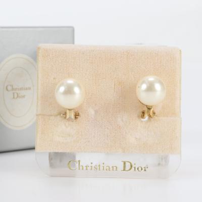 【極美品】Christian Dior パール　ビジュー　イヤリング　ゴールド Christian Dior イヤリング｜レディースアクセサリー｜ファッション
