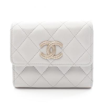 CHANEL 財布 三つ折り マトラッセキャビアスキンのおすすめ人気商品