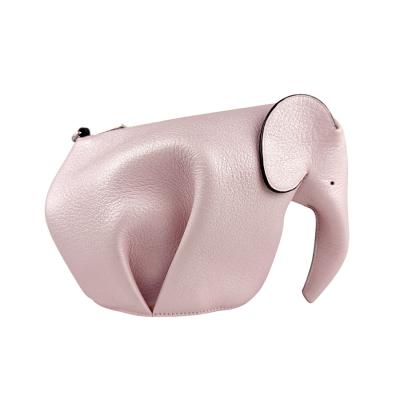 ロエベ ショルダー(レディースショルダーバッグ)(色:ピンク ロエベ ショルダー(レディースショルダーバッグ)(色:ピンク