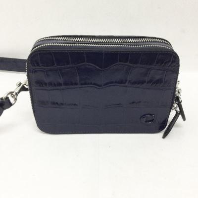 COACH コーチ　ボディバッグ　クロスボディ　シボ革　レザー　オールブラック COACH コーチボディバッグクロスボディシボ革レザーオールブラック