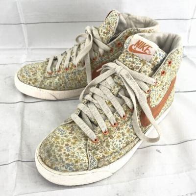 ナイキ 花柄スニーカーのおすすめ人気商品一覧 通販 - Yahoo!ショッピング