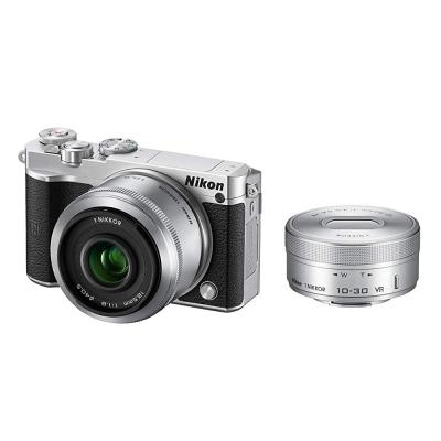 ニコン Nikon1 J5 ダブルレンズキット シルバーのおすすめ人気商品一覧