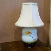 陶器ランプ テーブルランプ /size：W24xD24xH36.5cm/ 本体：陶器 