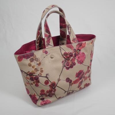 FURLA レディースバッグ(柄:花柄、フラワー)の商品一覧 FURLA レディースバッグ(柄:花柄、フラワー)の商品一覧