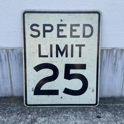 本物ヴィンテージ アメリカンロードサイン】SPEED LIMIT 25 看板 /標識