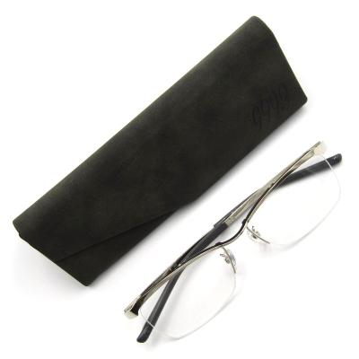 999.9 フォーナインズ　メガネケース 999.9 / フォーナインズ - 折りたたみ式のフォーナインズ