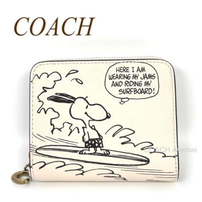 COACH レディース二つ折り財布（色：ホワイト系）｜財布