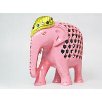 幸せを運ぶピンクのゾウさん 置物  象 ピンク ゾウ 木彫り 幸運 縁起物 二重透かし彫り | コッキーYahoo!店