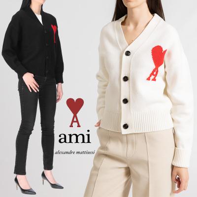 ami ホワイト Vネックニットセーター ami ホワイト Vネックニットセーター ウィメンズ デザイナー