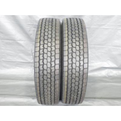 3896 ブリヂストン　11R22.5 新古タイヤ1本 11r22.5（BRIDGESTONE／トラック用タイヤ）｜トラック用タイヤ、足回り