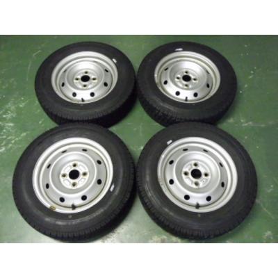 スタッドレスタイヤ スチールホイールセット（TOYO TIRES／自動車