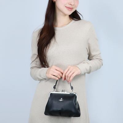 がま口ポーチ（Vivienne Westwood）（色：ブラック系）のおすすめ人気