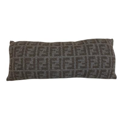 定価17万 未使用 フェンディFENDI FFレクタングル クッション カシミヤ FENDI（フェンディ） 定価17万 未使用 レディース FFレクタングル