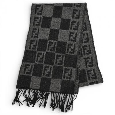 FENDI フェンディ マフラー 黒 グレー 男女兼用 美品 中古・古着通販】FENDI (フェンディ) マフラー 毛羽立ち有 ブラック