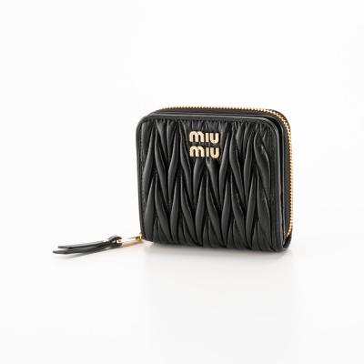 綺麗》miumiu ミュウミュウ マトラッセ 二つ折り財布 ビジュー