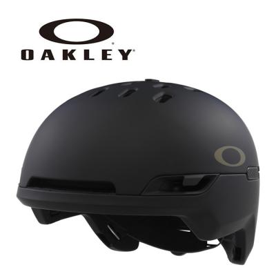 OAKLEY スノーボード ヘルメット（色：ブラック系）｜スノーボード