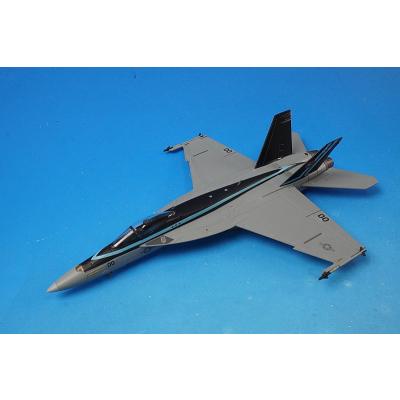 ホビーマスター 1/72 F/A-18E スーパーホーネット “TOPGUN w/GBU-24