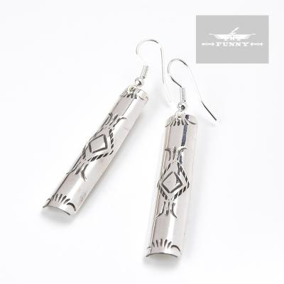 インディアンジュエリー　ナバホ　ピアス　シルバーヴィンテージ スタンプワーク Indian Jewelry FUNNY公式ストア ナバホ族 Nova Ashley スタンプワーク