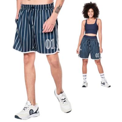 Zumba - ZUMBA®︎ 新品バッグ＋ショートパンツ ズンバ ZUMBA X Peanuts スヌーピー ショートパンツ ホワイト