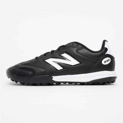 New Balance サッカートレーニングシューズ｜スパイク、シューズ