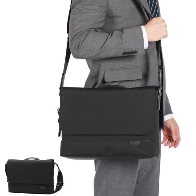 tumiメッセンジャーバッグ（メンズファッション