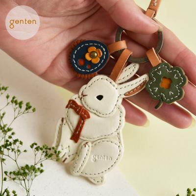 ロエベ チャーム うさぎ（レディースファッション小物