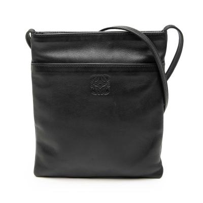 【極美品】ロエベ メッセンジャーバッグ アナグラム ナッパレザー 斜め掛け 黒 ロエベ アナグラム 斜め掛け ショルダーのおすすめ人気商品一覧 通販