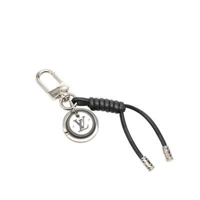 美品 ルイ ヴィトン ダミエ グラフィット バッグチャーム キーホルダー レザーロープ M67224 メタル レディース LOUIS VUITTON 【228-66893】 LOUIS VUITTON（ルイ・ヴィトン） ルイ ヴィトン ダミエ グラフィット