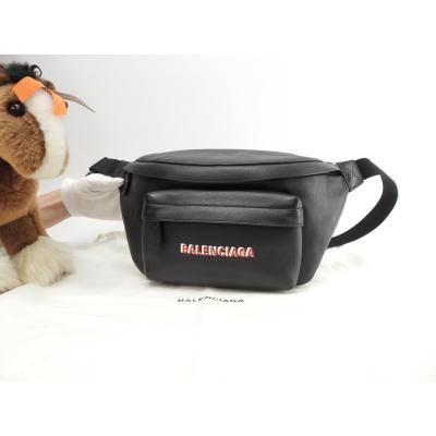 バレンシアガ バッグメンズ(BALENCIAGA/ボディバッグ)の商品 バレンシアガ バッグメンズ(BALENCIAGA/ボディバッグ)の商品