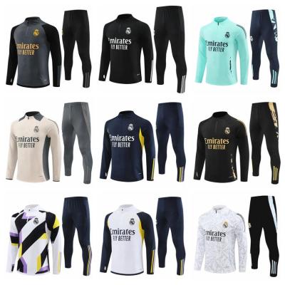 レアルマドリード エジル ユニフォーム（サッカーサポーターグッズの