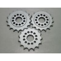 バイク SUNSTAR サンスター フロントスプロケット 520-15T GSX-R750・600(520con) SV1000・S(国内)(520con)など 39615 取寄品 セール | NB・バイク用品はとや