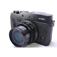富士フイルム FUJIFILM プレミアムコンパクトデジタルカメラ X30 ブラック | カメラのヒデヨシ