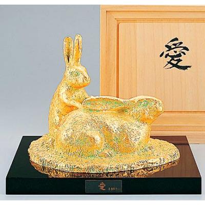 卯の置物／兎(うさぎ) 繁栄(座) 瑞峰作品 高岡銅器 令和5年の