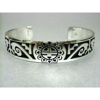 ホピ族 インディアンジュエリー サンフェイスのおすすめ人気商品一覧