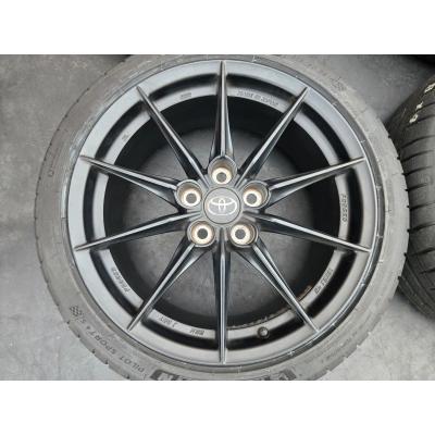 225 40r18（トヨタ／自動車用タイヤ、ホイール）｜自動車 | 車、バイク