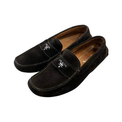 美品 プラダ PRADA ドライビングシューズ 赤 26cm スリッポン シボ革 PRADA - プラダ PRADA ローファー ドライビングシューズ ロゴ