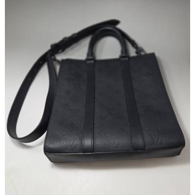 現行 ルイヴィトントリヨン サックプラ クロス ショルダーバッグ 黒 2way LOUIS VUITTON（ルイ・ヴィトン） トリヨン モノグラム サックプラ