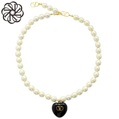 VALENTINO ネックレス、ペンダント｜レディースアクセサリー