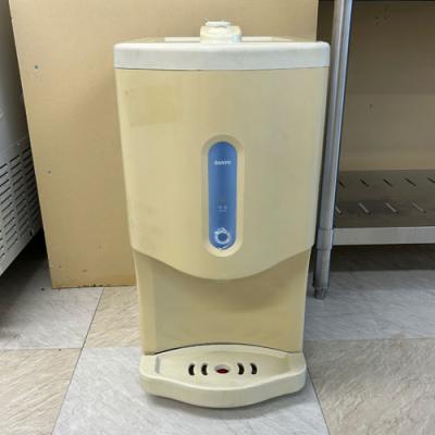 ウォータークーラー パナソニック(飲食業用品、厨房機器)の ウォータークーラー パナソニック(飲食業用品、厨房機器)の