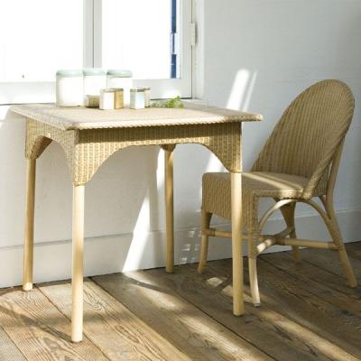 カンディハウス（ダイニングテーブル、チェア）｜テーブル | 家具