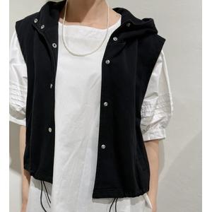 【美品】ポリーヌブロー異素材ドッキングフードジャケット ポリーヌブロー（色：ブラック系）のおすすめ人気商品一覧 通販