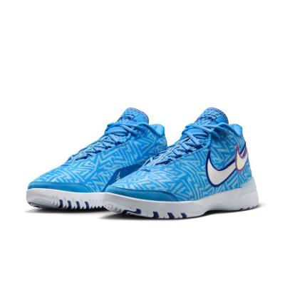 NIKE バッシュ、バスケットボールシューズ(色:ブルー系)の NIKE バッシュ、バスケットボールシューズ(色:ブルー系)の