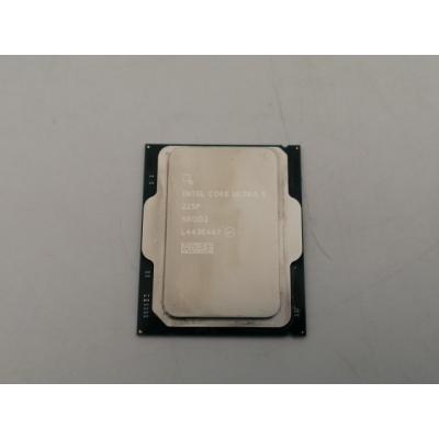 Intel Core Ultra 5 225F BOX 中古美品 短期間使用のみ 中古Core Ultra