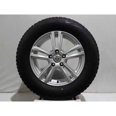 スタッドレスタイヤ エルグランド e51 215/65r16 商品一覧