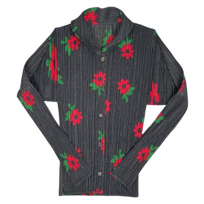 美品 イッセイミヤケ プリーツプリーズ ミスト トップス 花柄 フラワープリント プリーツ プリーズ イッセイ ミヤケ“ニュアンスカラー”の21年秋