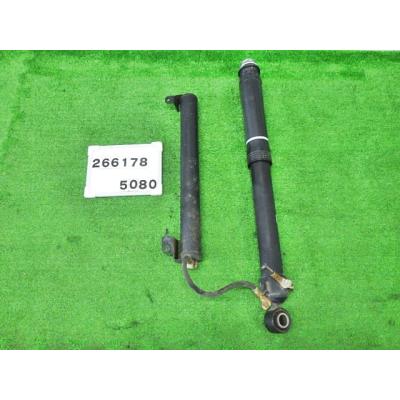 自動車 カローラアクシオ NZE164 右フロントストラット 1.5X 4WD 48510 